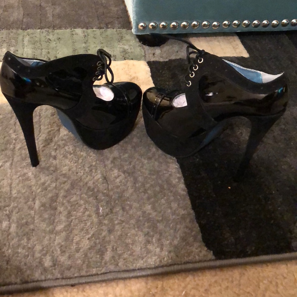 Platforms - Picture 4 of 5